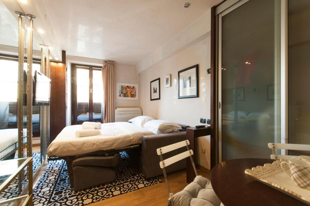 Youhosty - Duomo Studio Apartment Milán Exterior foto